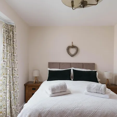 Apartment Tredenwith House