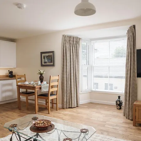 Apartment Tredenwith House *