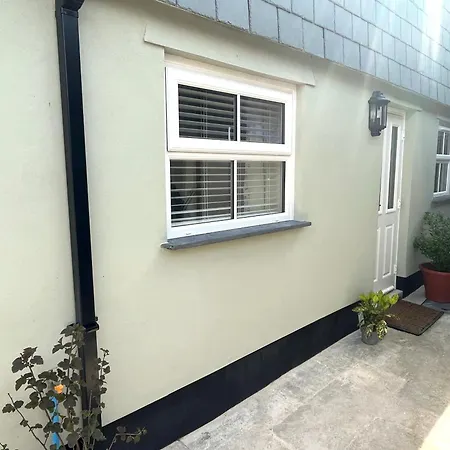 Tredenwith House Apartment *